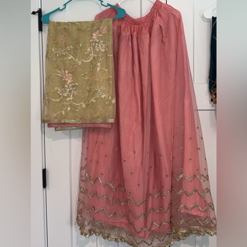 New Emaan Adeel Fancy Pakistani 3 Piece Suit - image 3